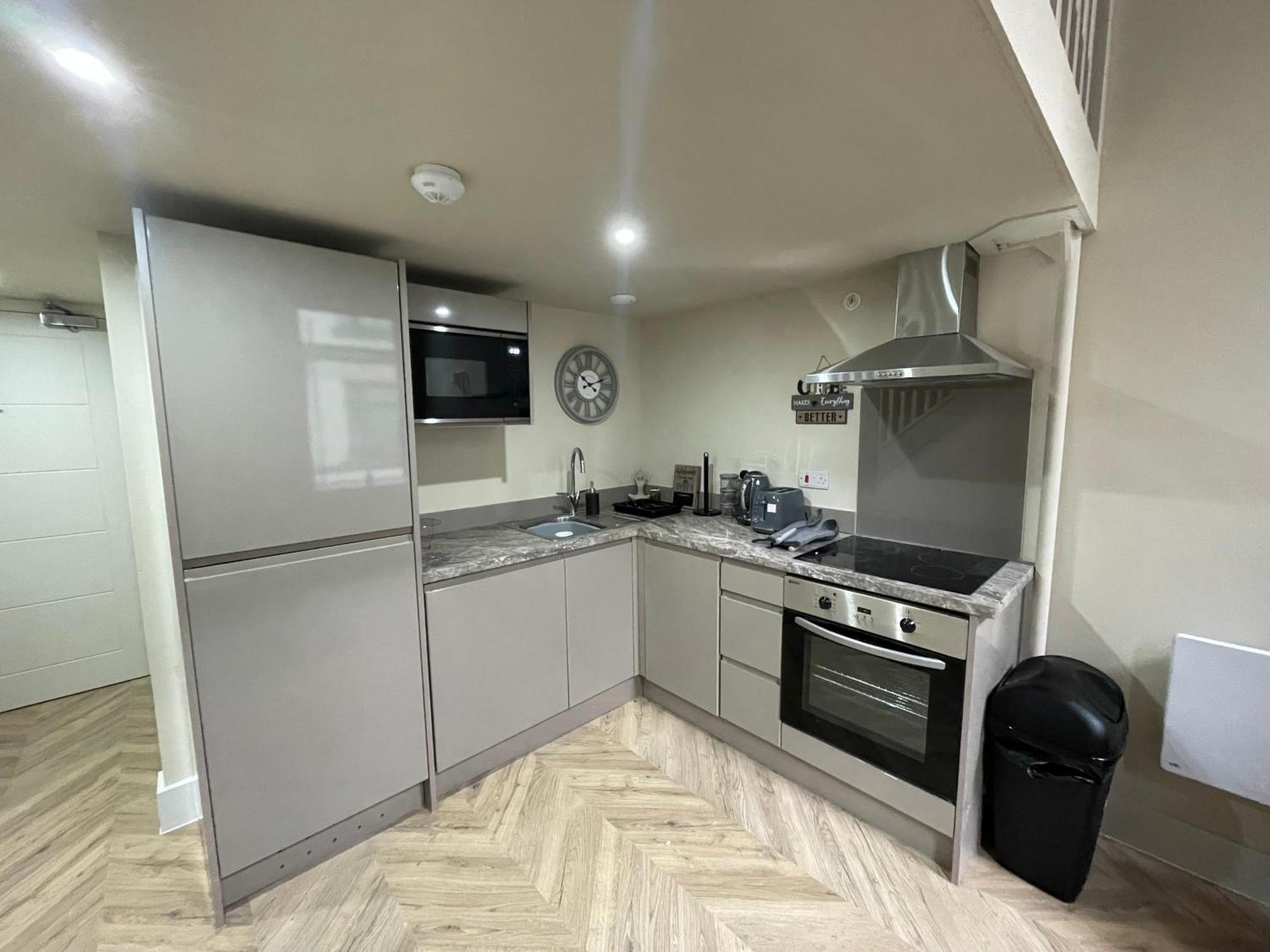 Luxury Mezzanine Apartment In Central Leeds Central Station Extérieur photo
