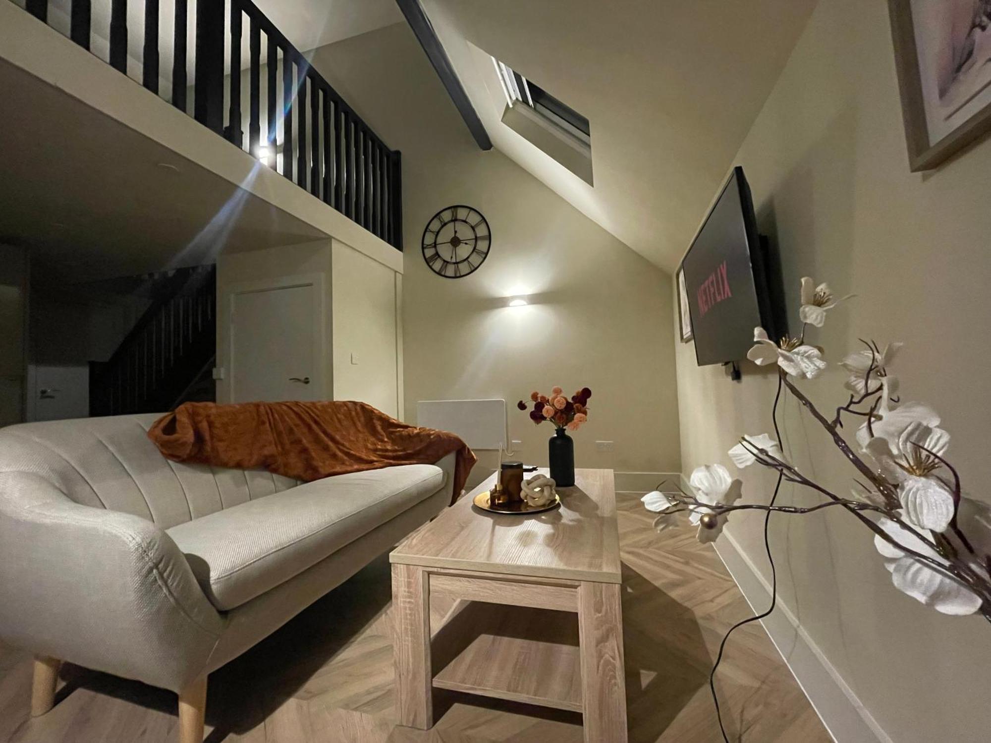 Luxury Mezzanine Apartment In Central Leeds Central Station Extérieur photo